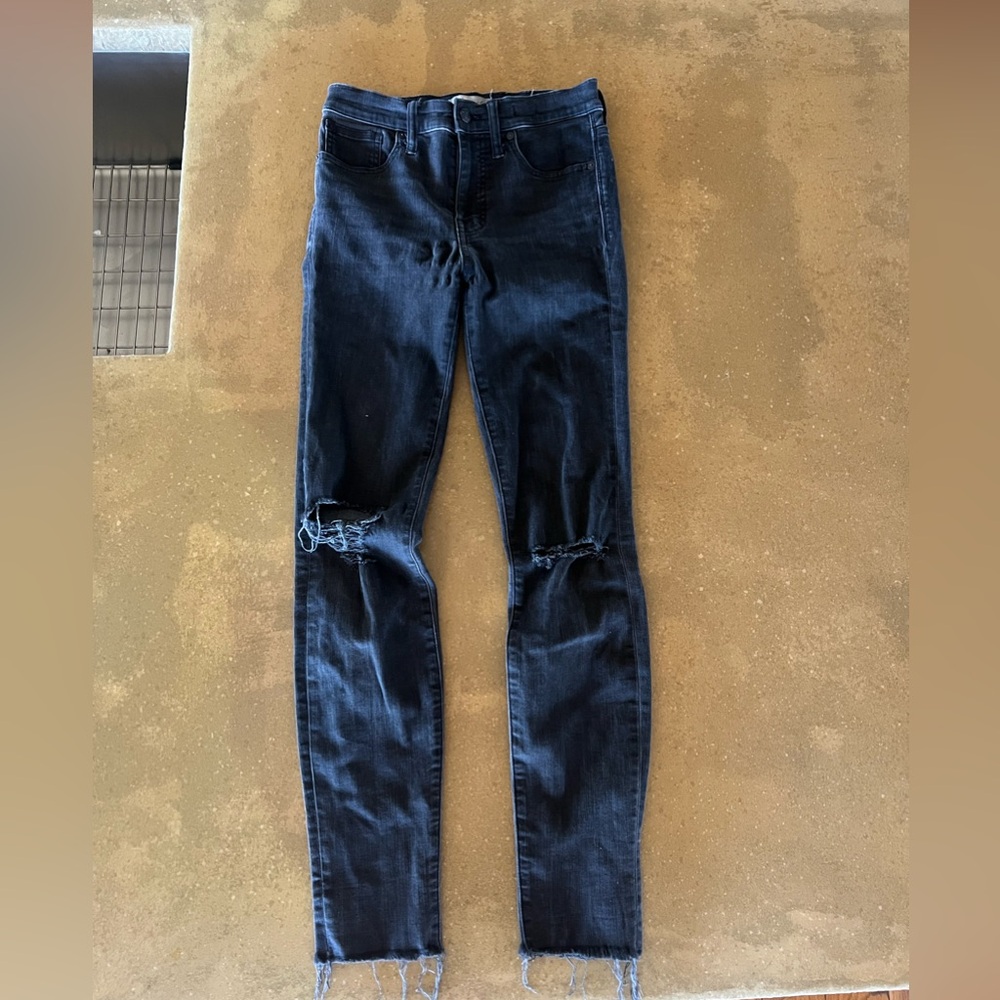 9’ High Rise Skinny Jeans